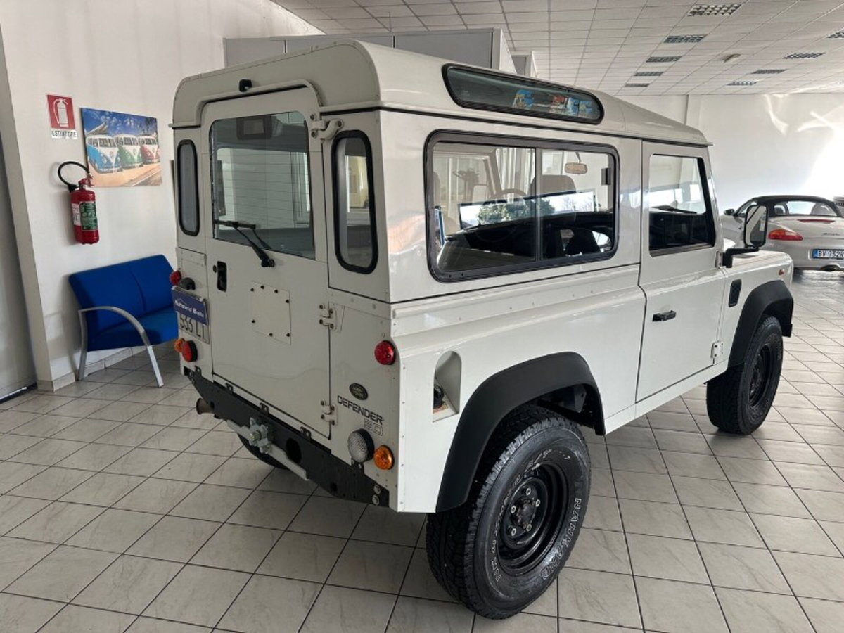 Land Rover Defender 90 2.5 Td5 Station Wagon (5)