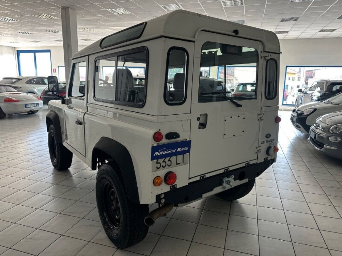 Land Rover Defender 90 2.5 Td5 Station Wagon (7)