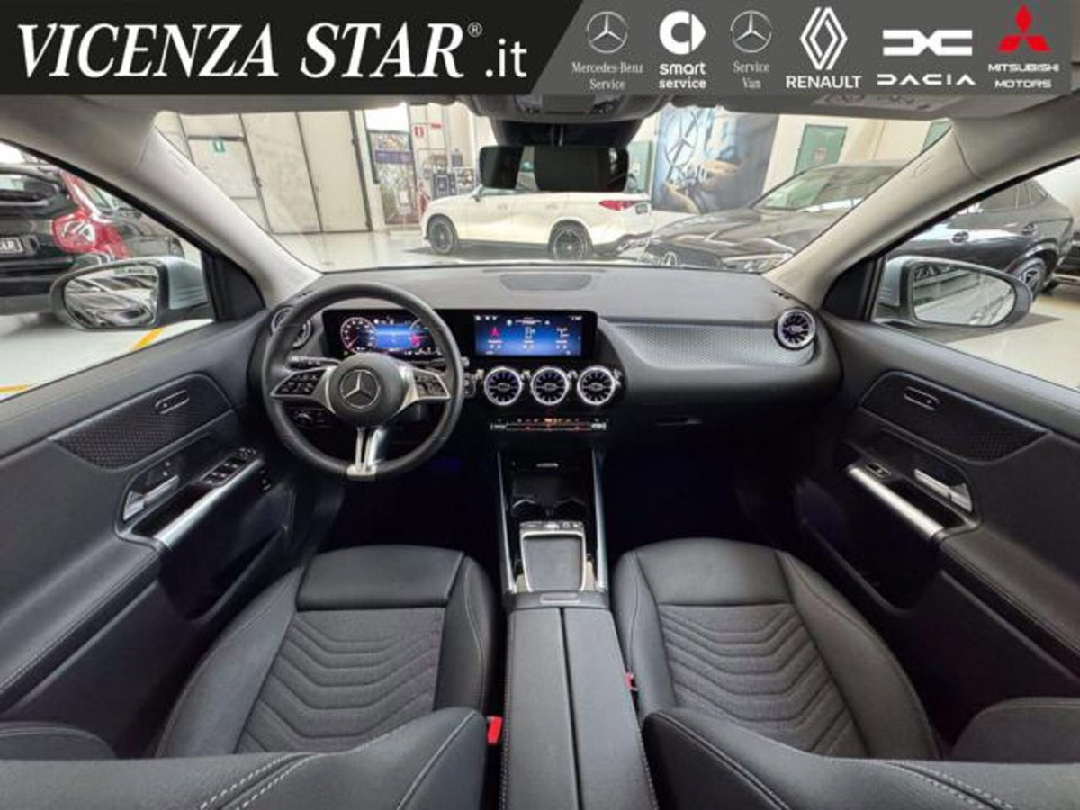 Mercedes-Benz GLA SUV 200 d Advanced 4matic auto (5)