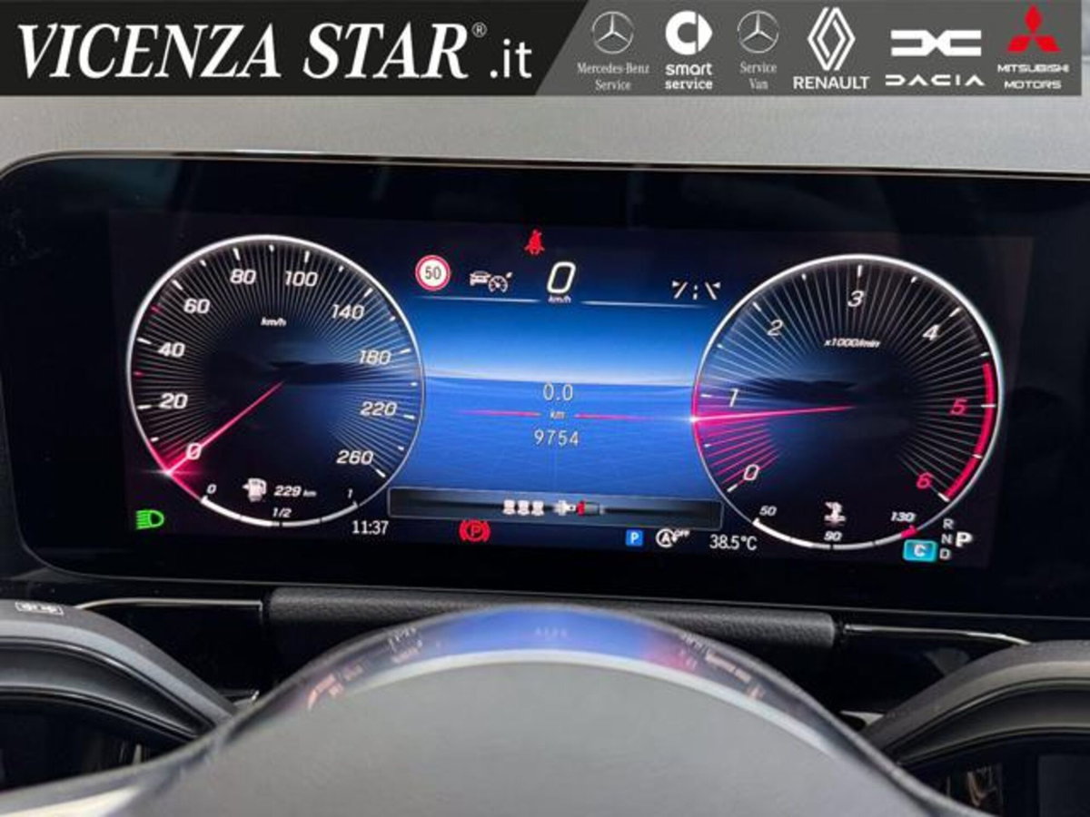 Mercedes-Benz GLA SUV 200 d Advanced 4matic auto (8)