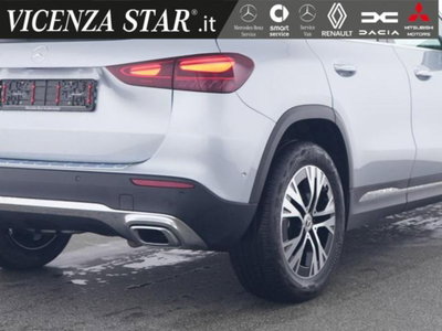 Mercedes-Benz GLA SUV 200 d Advanced 4matic auto (4)
