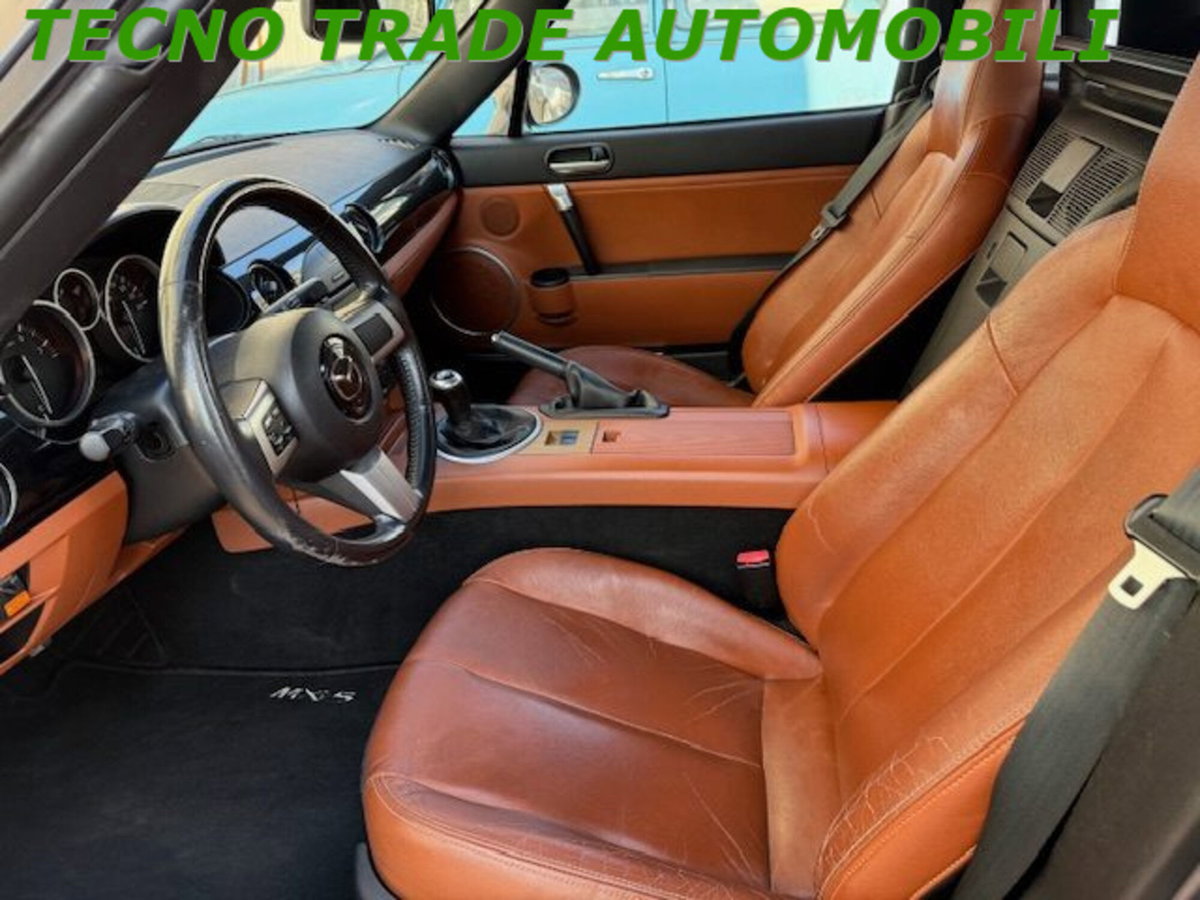 Mazda MX-5 Roadster 2.0L 16V Wind (10)