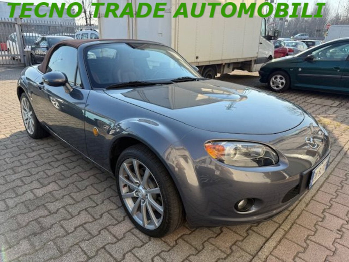 Mazda MX-5 Roadster 2.0L 16V Wind (3)