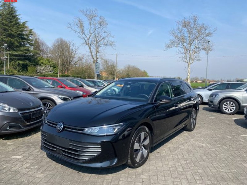 Volkswagen Passat 2.0 tdi scr R-Line 150cv dsg