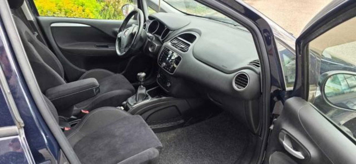 Fiat Punto 1.4 8V 5 porte Easypower Pop (11)