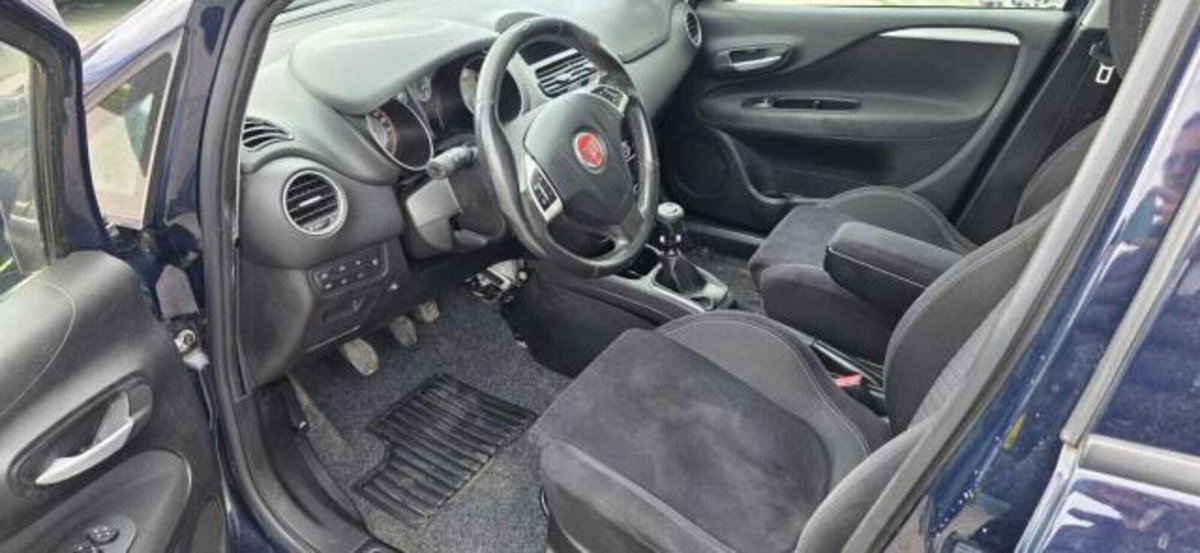 Fiat Punto 1.4 8V 5 porte Easypower Pop (12)