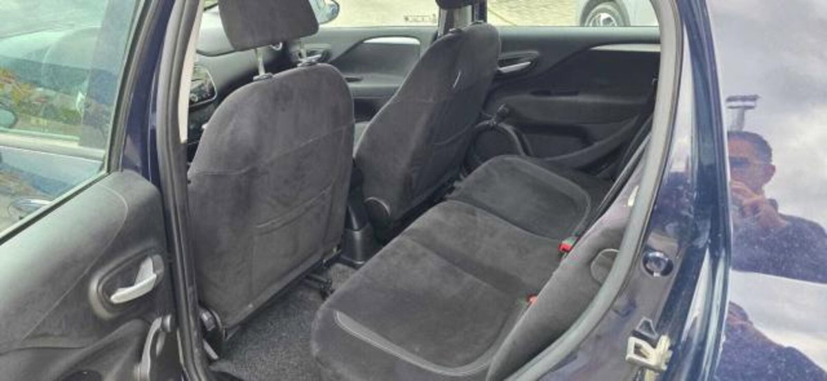 Fiat Punto 1.4 8V 5 porte Easypower Pop (4)