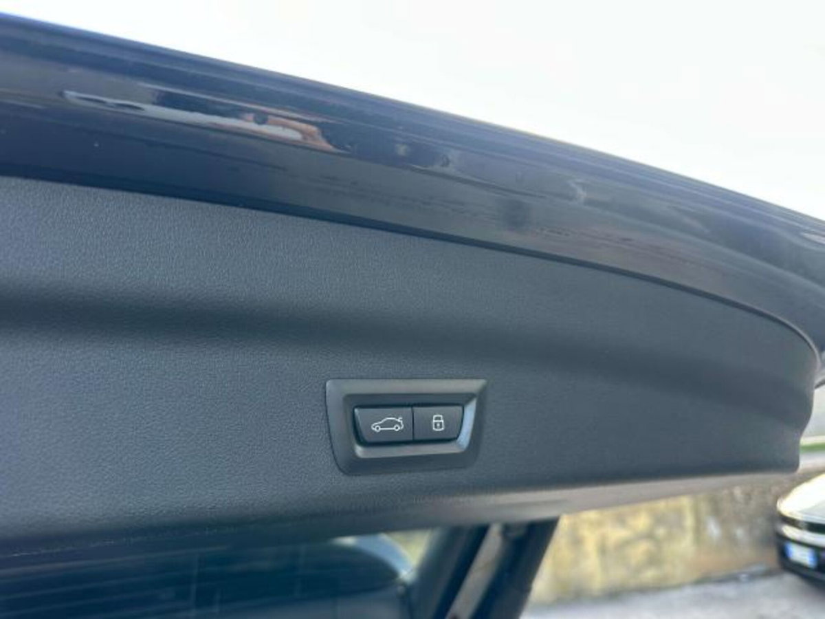 BMW X1 sDrive20d (12)