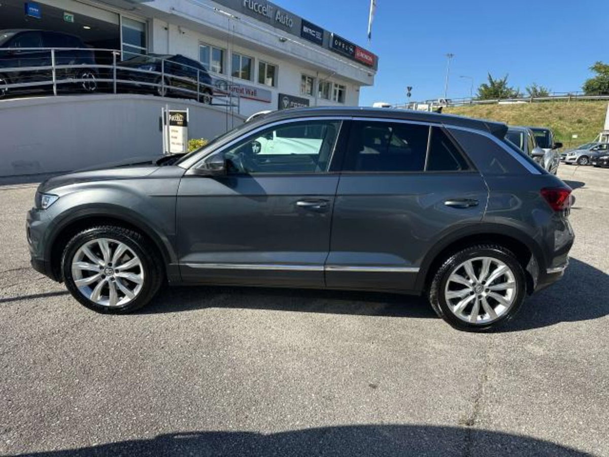 Volkswagen T-Roc 2.0 tdi Life 150cv dsg (2)