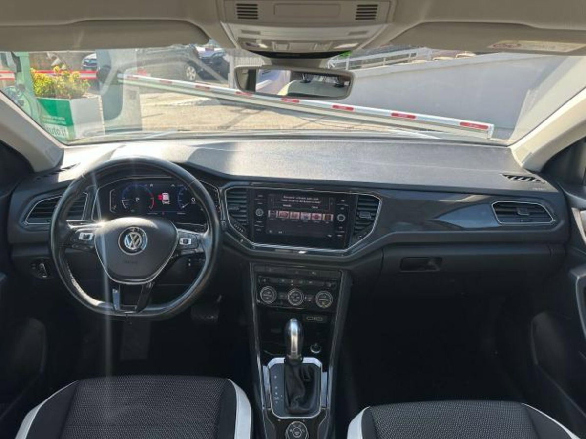 Volkswagen T-Roc 2.0 tdi Life 150cv dsg (9)