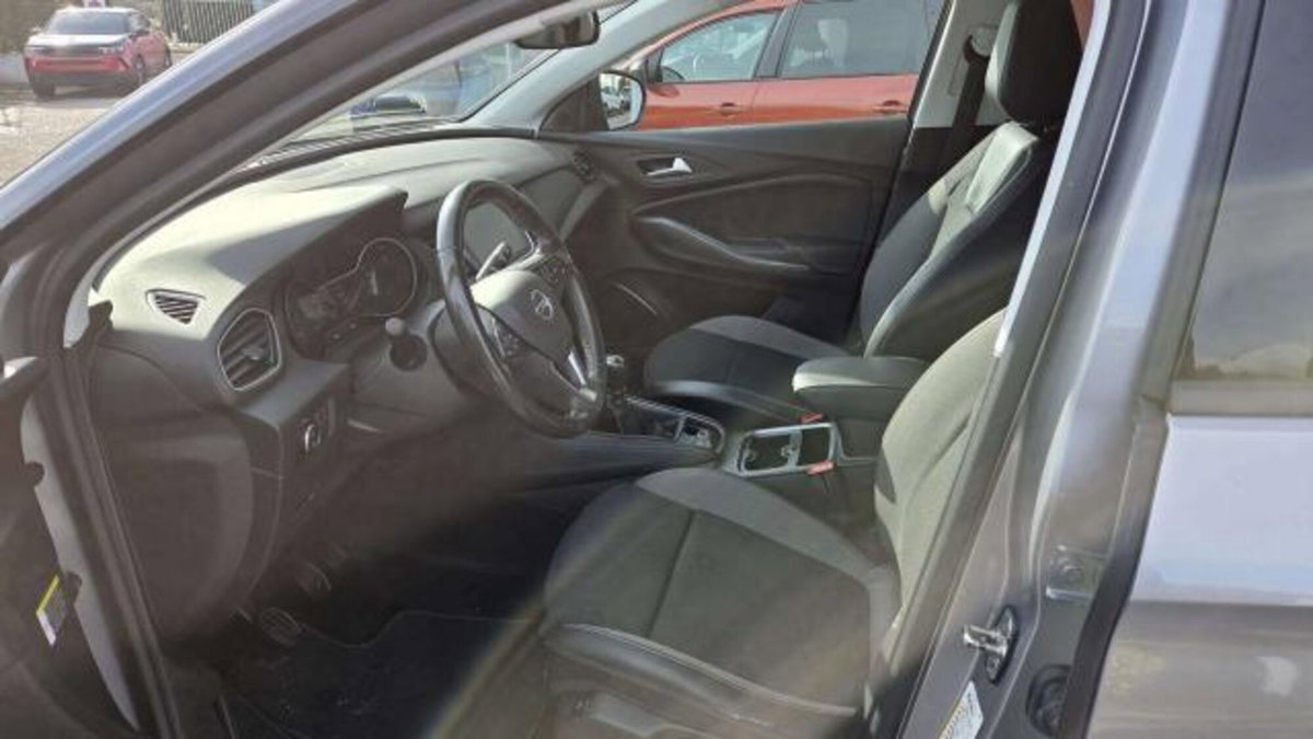 Opel Grandland X 1.5 diesel Ecotec Start&Stop Elegance (10)