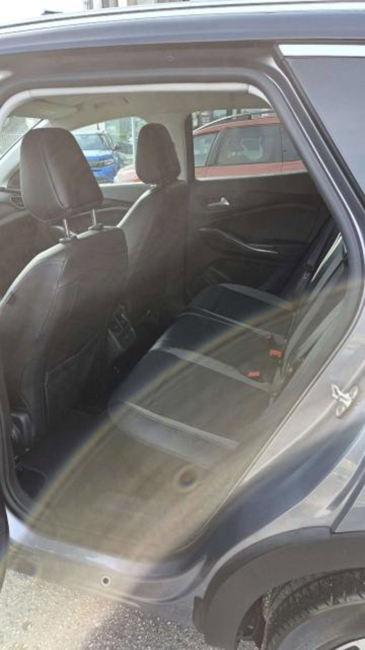 Opel Grandland X 1.5 diesel Ecotec Start&Stop Elegance (13)