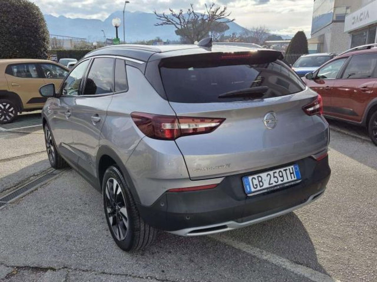 Opel Grandland X 1.5 diesel Ecotec Start&Stop Elegance (4)