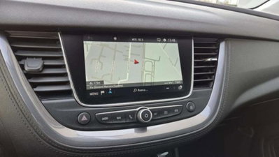 Opel Grandland X 1.5 diesel Ecotec Start&Stop Elegance (8)