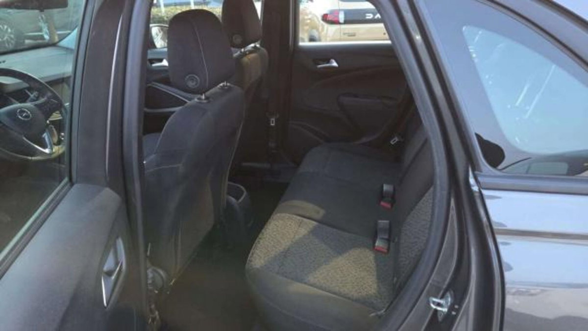 Opel Crossland X 1.2 12V (12)