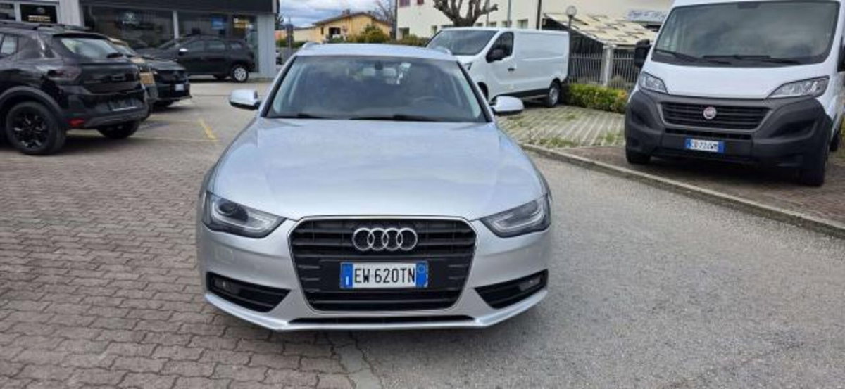 Audi A4 Avant 2.0 TDI 120CV F.AP. Start (2)