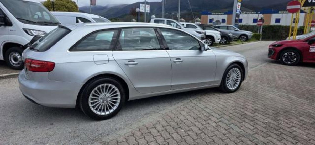 Audi A4 Avant 2.0 TDI 120CV F.AP. Start (6)