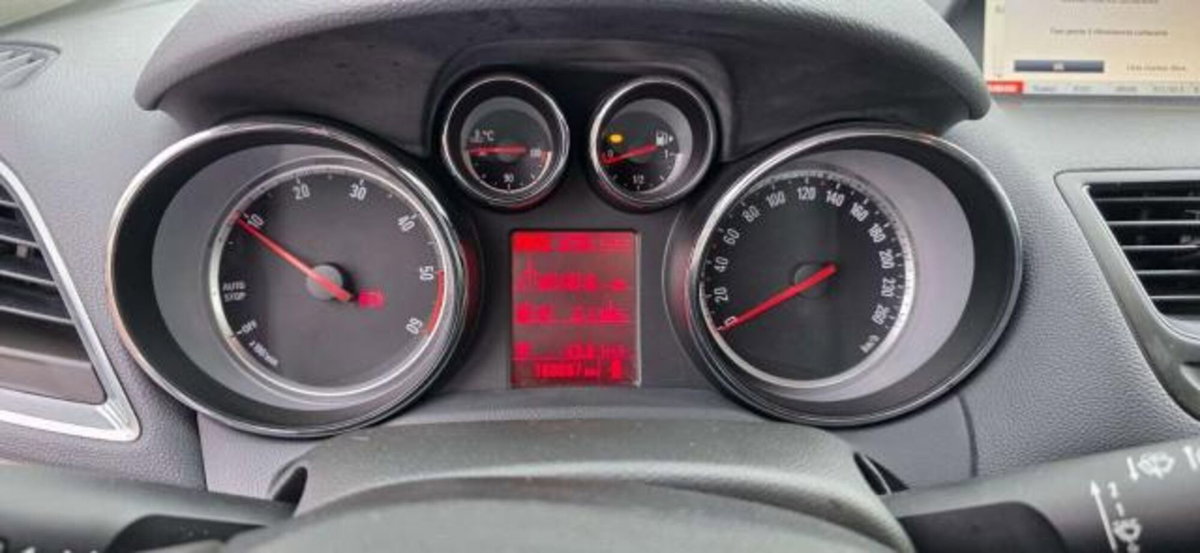 Opel Mokka 1.7 CDTI Ecotec 130CV 4x2 Start&Stop Cosmo (9)