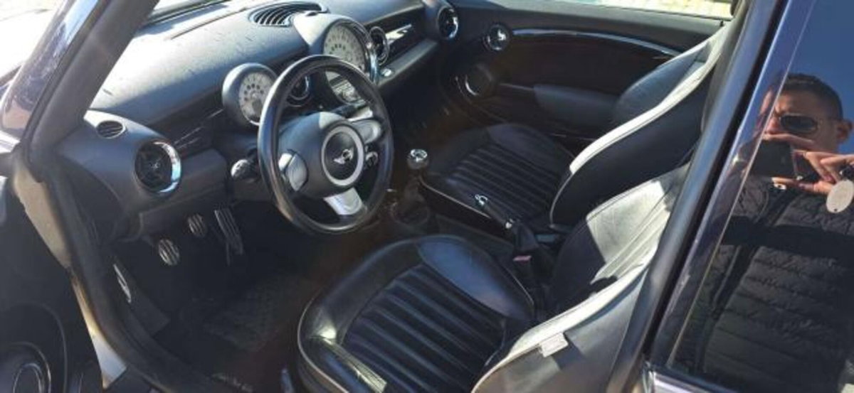 MINI Mini 1.6 16V Cooper (7)