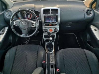 Toyota Urban Cruiser Cruiser 1.D-4D AWD (8)