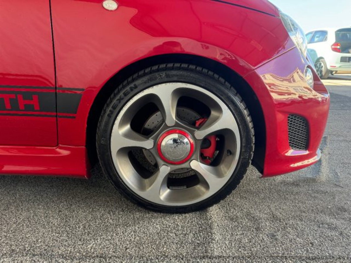 Abarth 595 595 1.4 Turbo T-Jet 160 CV Competizione (13)