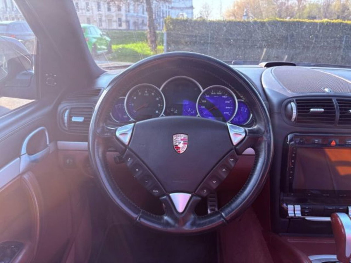 Porsche Cayenne 4.8 S (11)