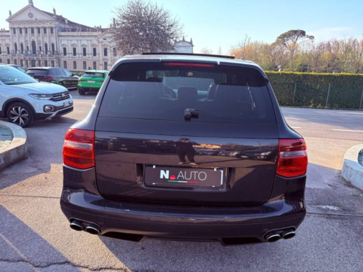 Porsche Cayenne 4.8 S (4)