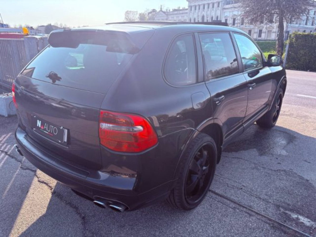 Porsche Cayenne 4.8 S (6)