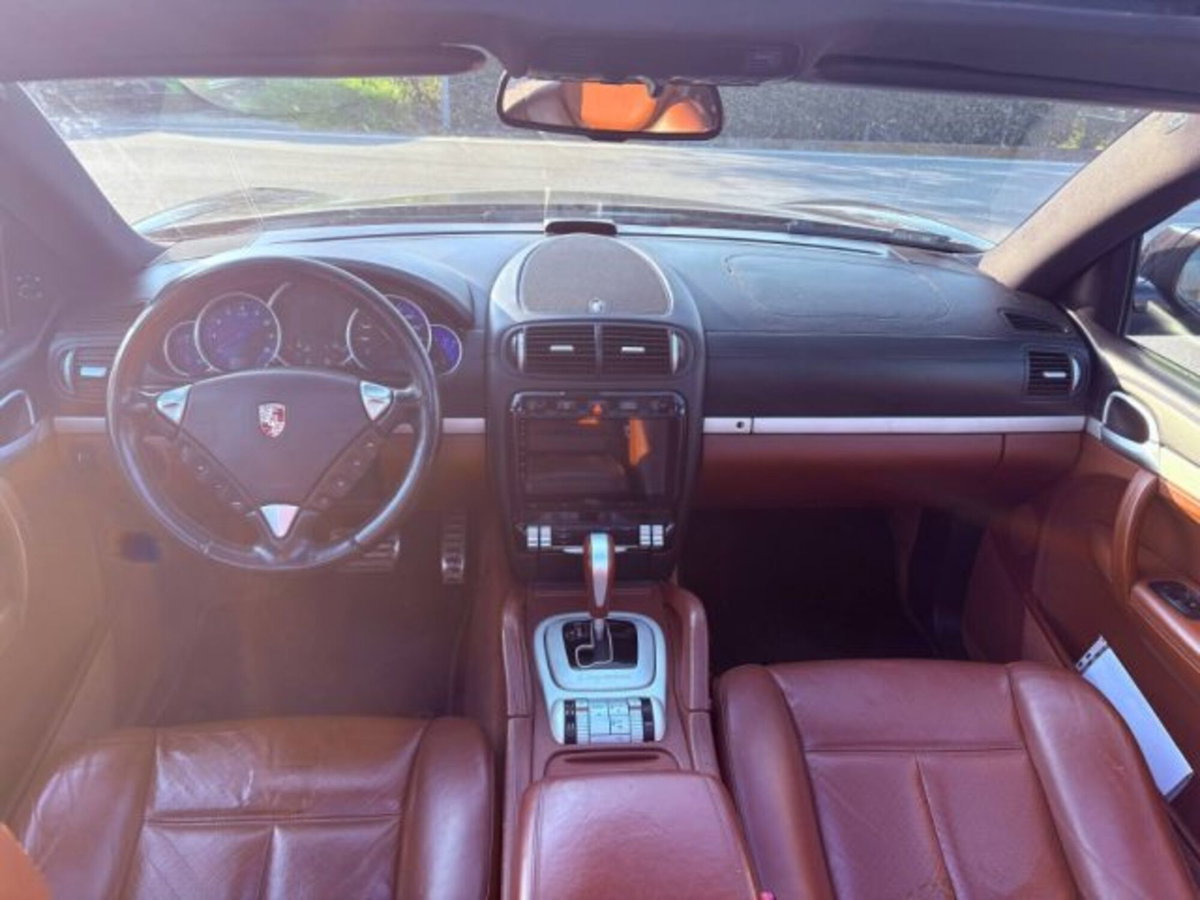 Porsche Cayenne 4.8 S (9)