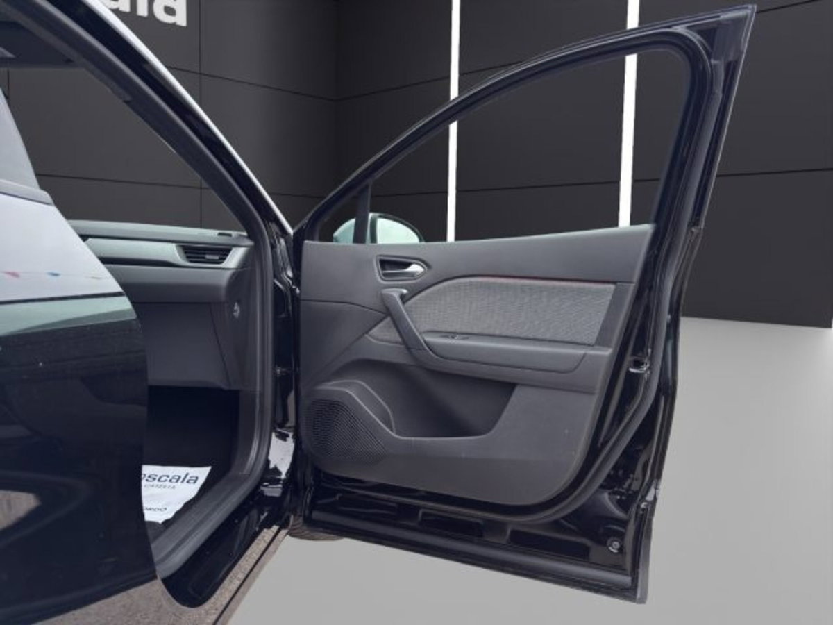 Renault Captur TCe 90 CV Techno (16)