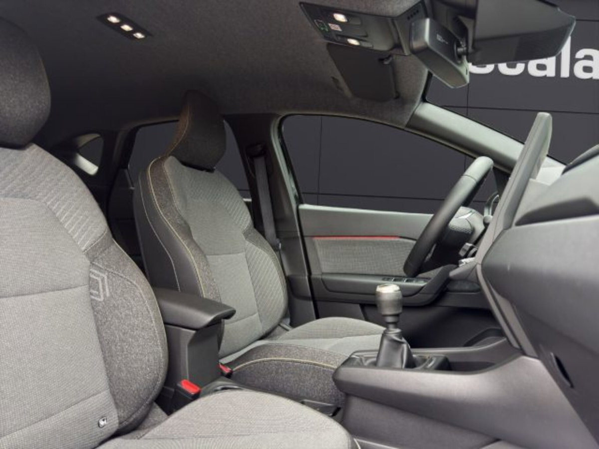 Renault Captur TCe 90 CV Techno (17)