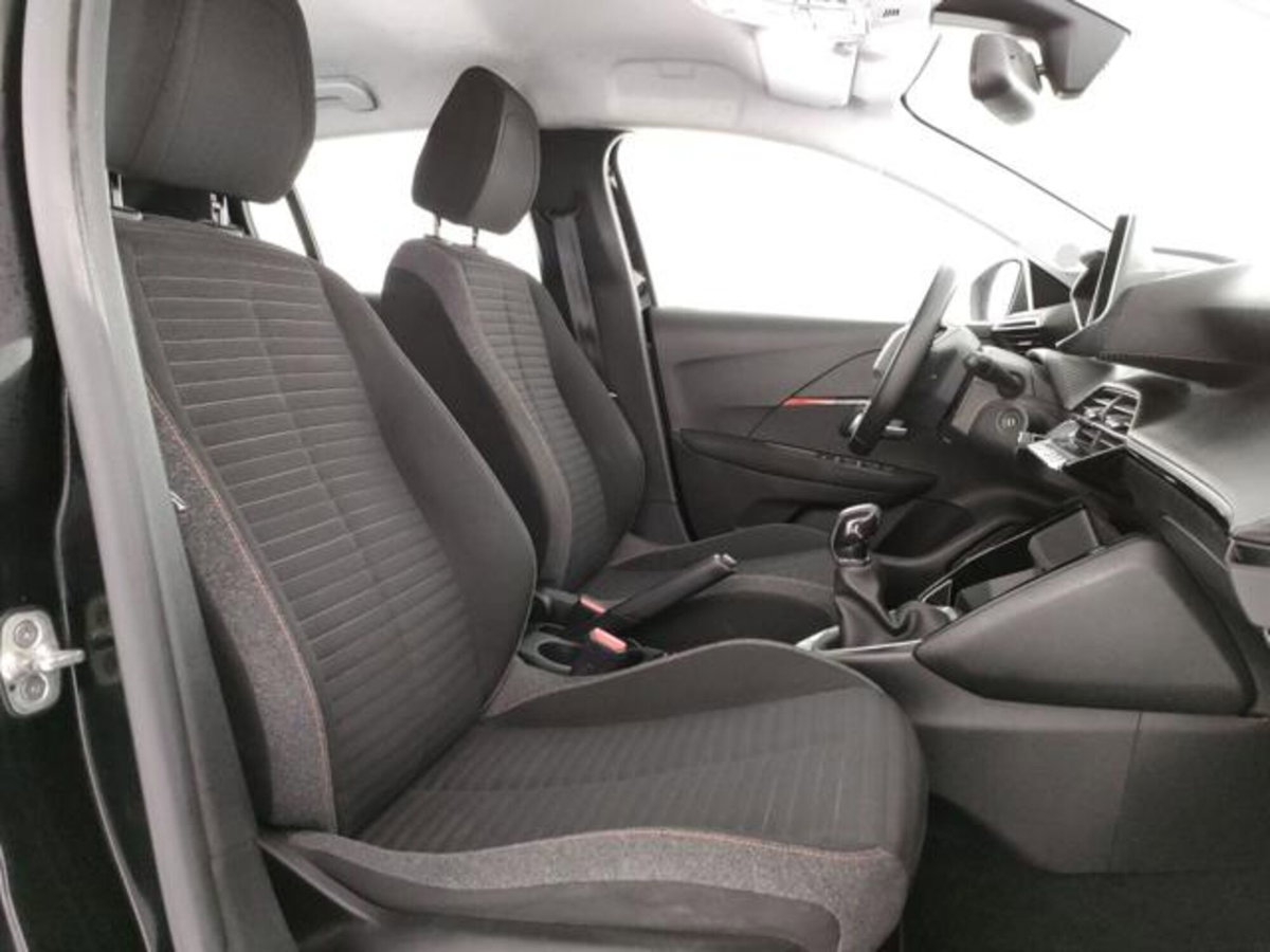 Peugeot 208 1.2 puretech Active s&s 75cv (7)