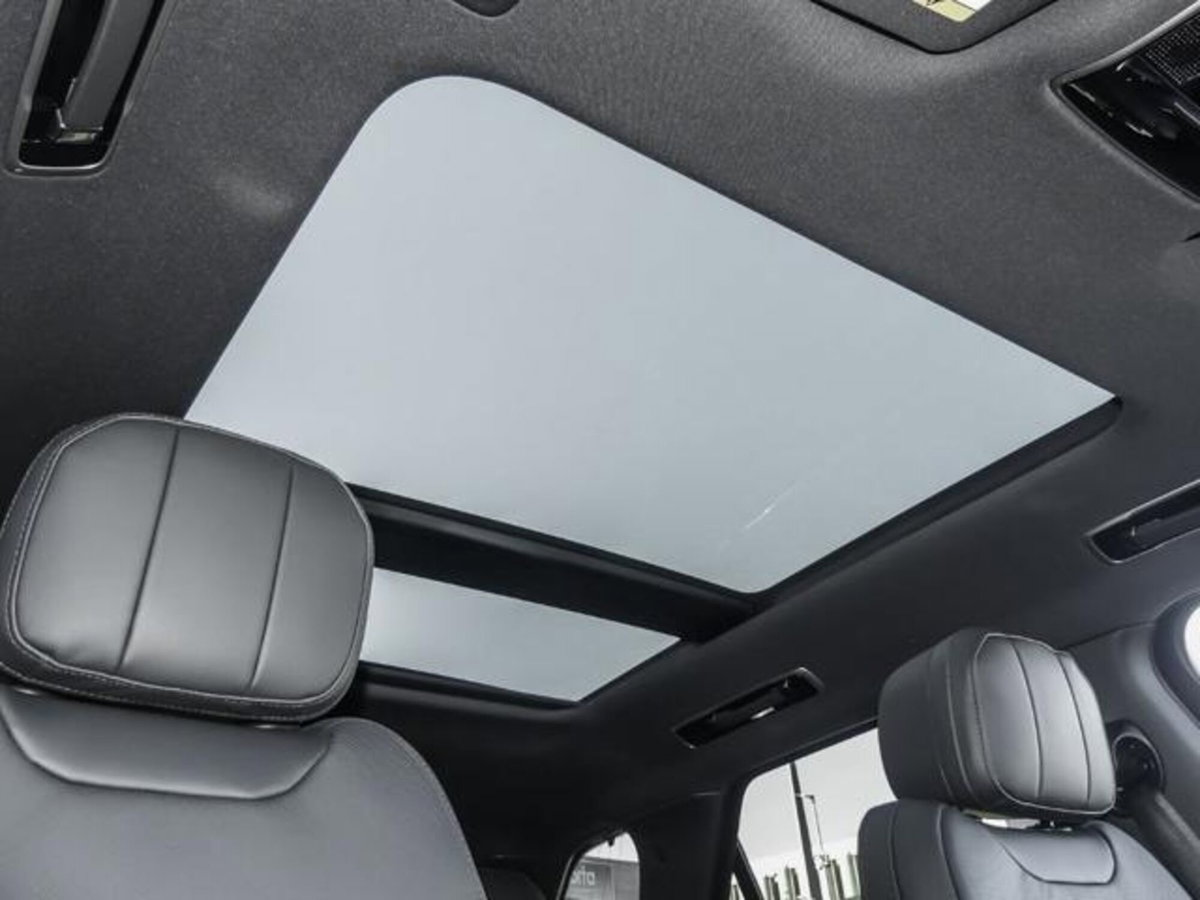 Land Rover Range Rover Sport 3.0D l6 249 CV HSE Dynamic Stealth (9)