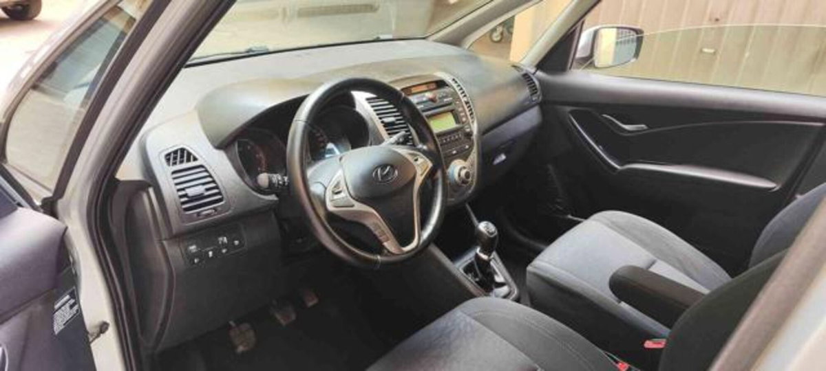Hyundai ix20 1.4 CRDI 77 CV Comfort (10)