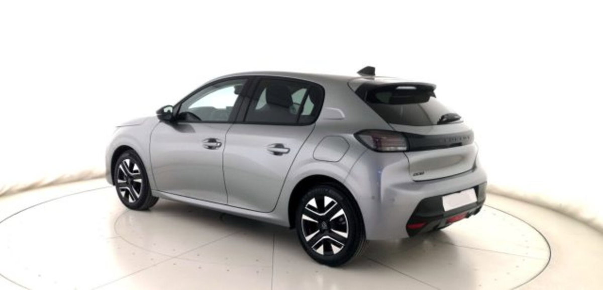 Peugeot 208 1.2 turbo Allure 100cv (4)