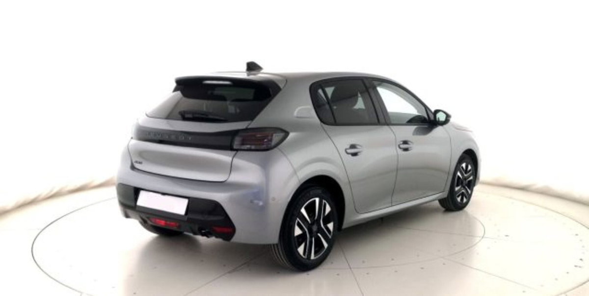 Peugeot 208 1.2 turbo Allure 100cv (5)