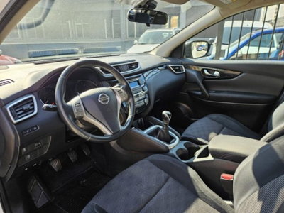 Nissan Qashqai 1.2 DIG-T Acenta (5)