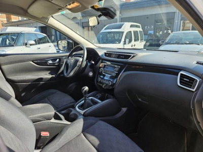 Nissan Qashqai 1.2 DIG-T Acenta (9)
