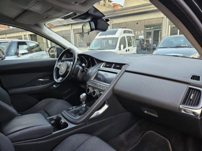 Jaguar E-Pace 2.0D 150 CV (10)