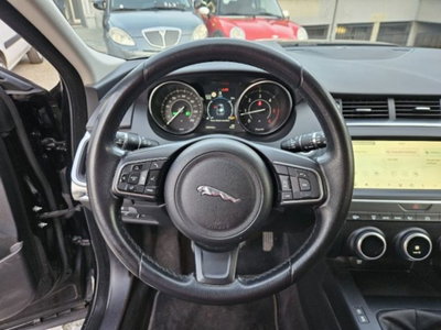 Jaguar E-Pace 2.0D 150 CV (12)