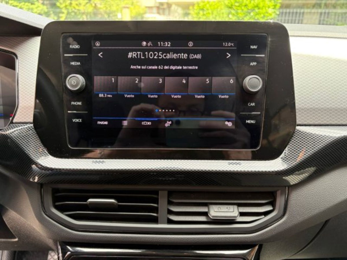 Volkswagen T-Cross 1.0 tsi Life 115cv dsg (12)