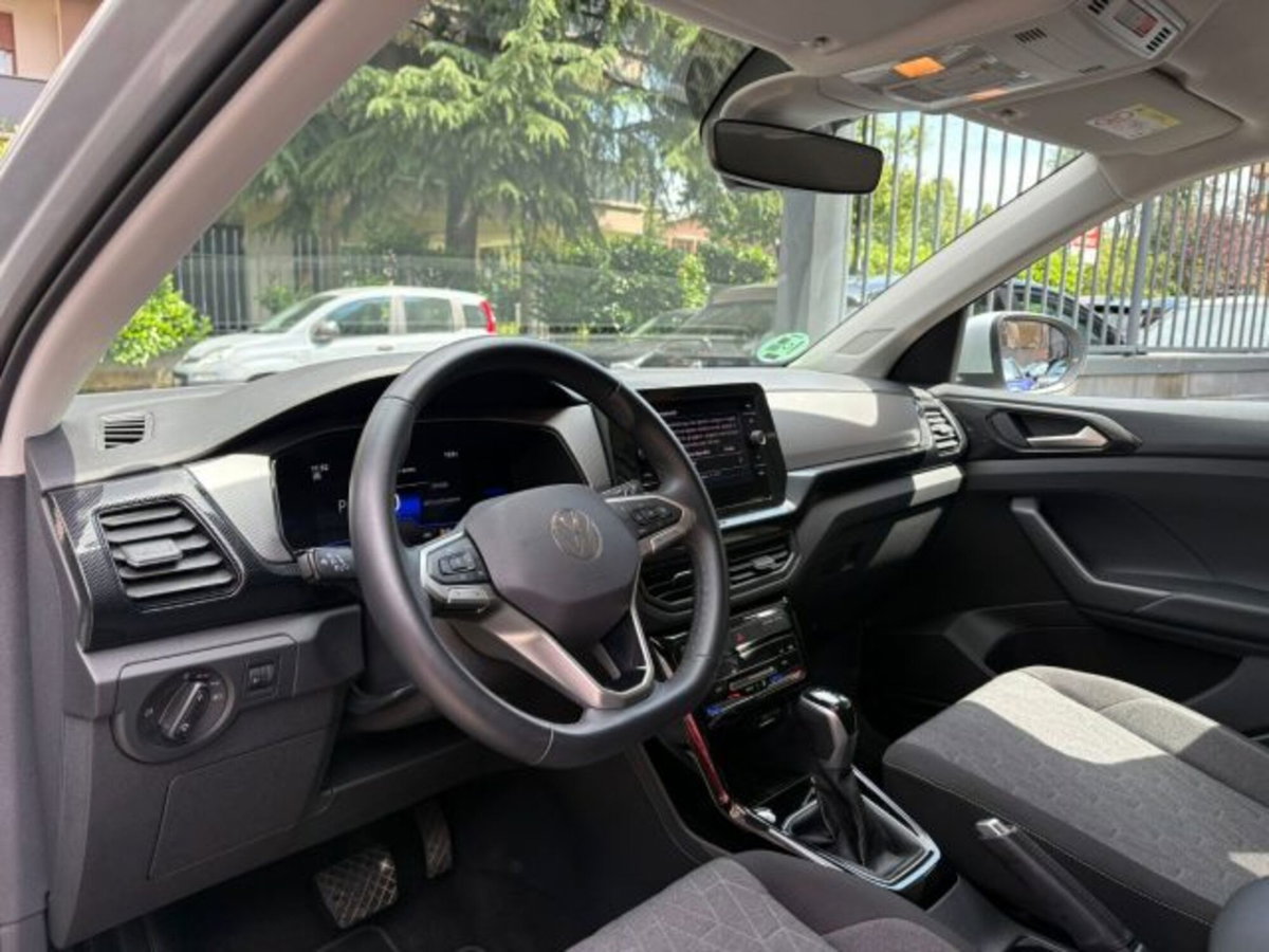 Volkswagen T-Cross 1.0 tsi Life 115cv dsg (6)