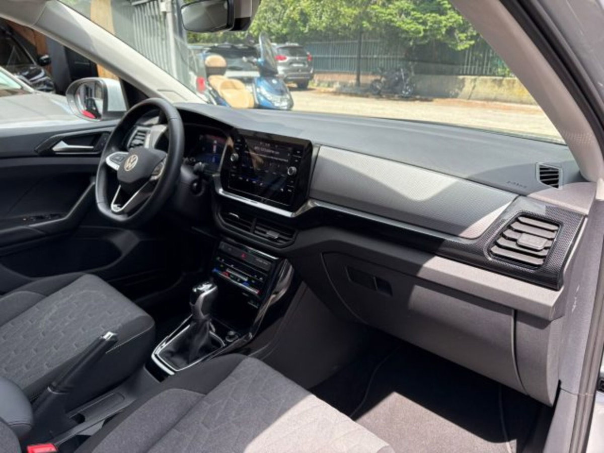 Volkswagen T-Cross 1.0 tsi Life 115cv dsg (8)