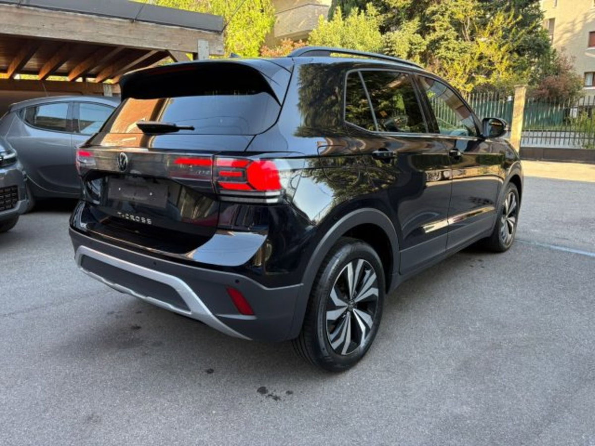 Volkswagen T-Cross 1.0 tsi Life 115cv dsg (4)