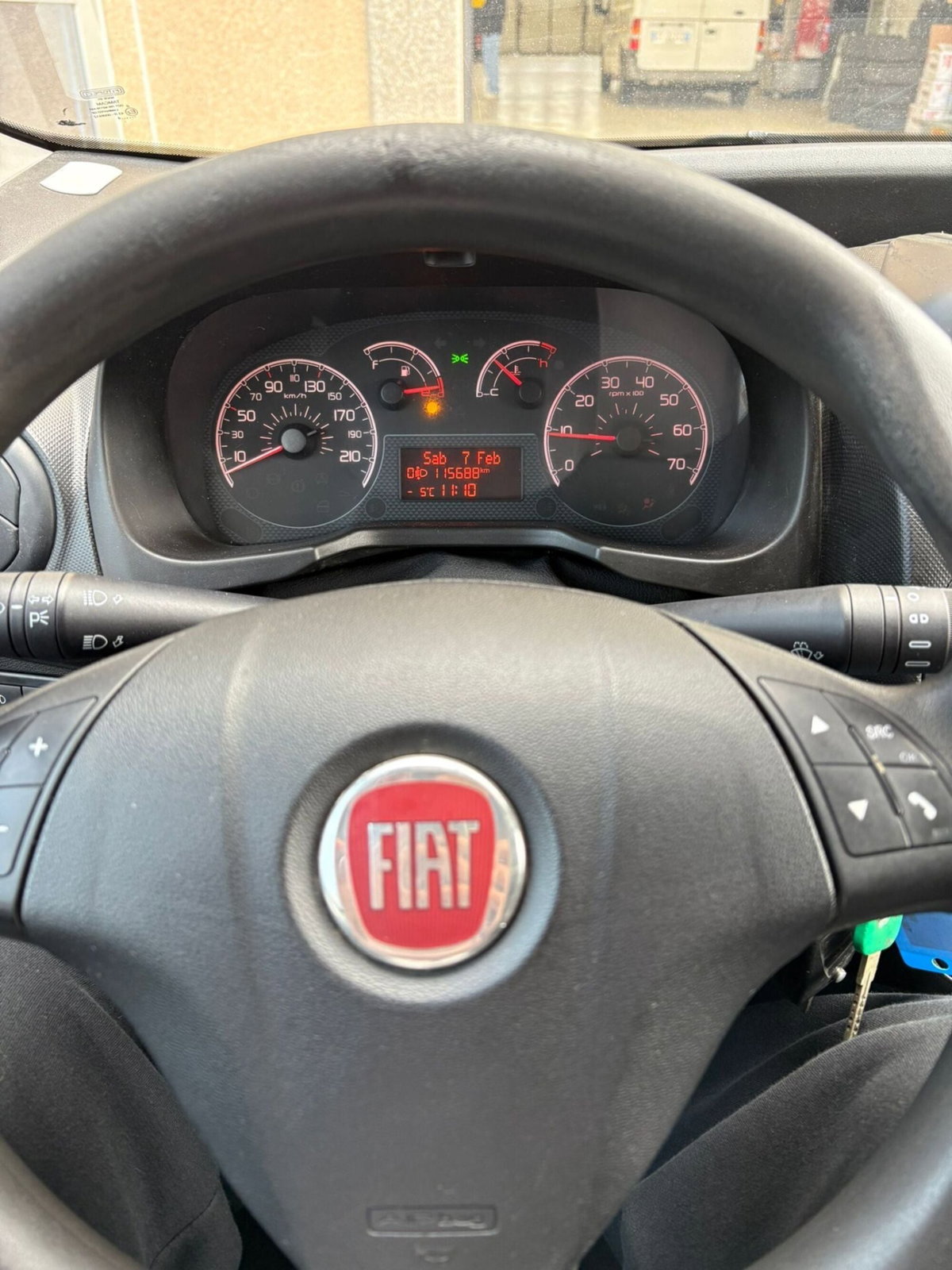 Fiat Fiorino combi N1 1.3 mjt 95cv Adventure (13)
