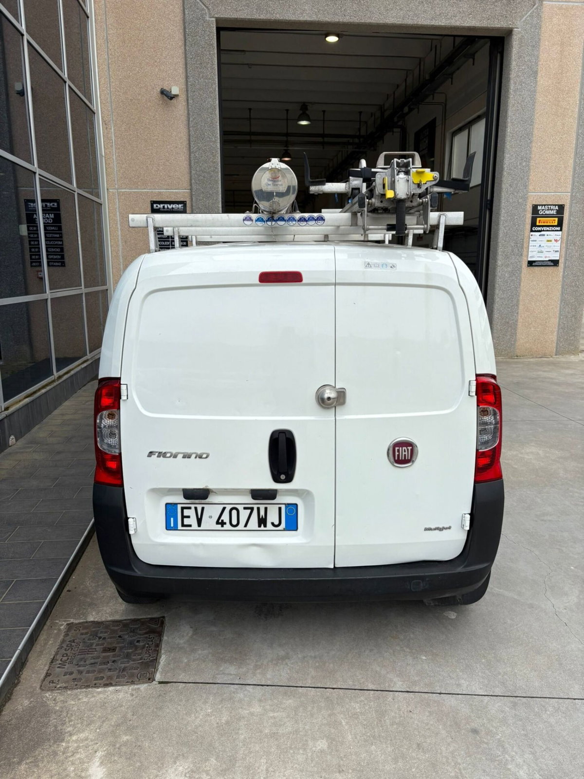 Fiat Fiorino combi N1 1.3 mjt 95cv Adventure (3)
