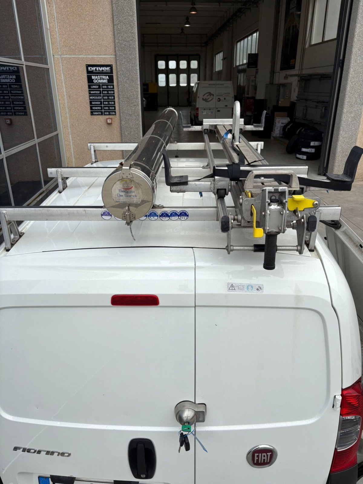 Fiat Fiorino combi N1 1.3 mjt 95cv Adventure (9)