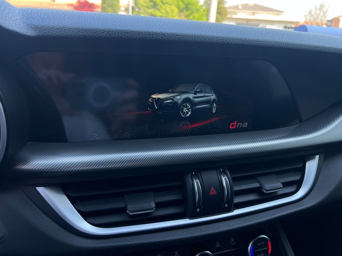 Alfa Romeo Stelvio Stelvio 2.2 Turbodiesel 210 CV AT8 Q4 Veloce Tì (14)