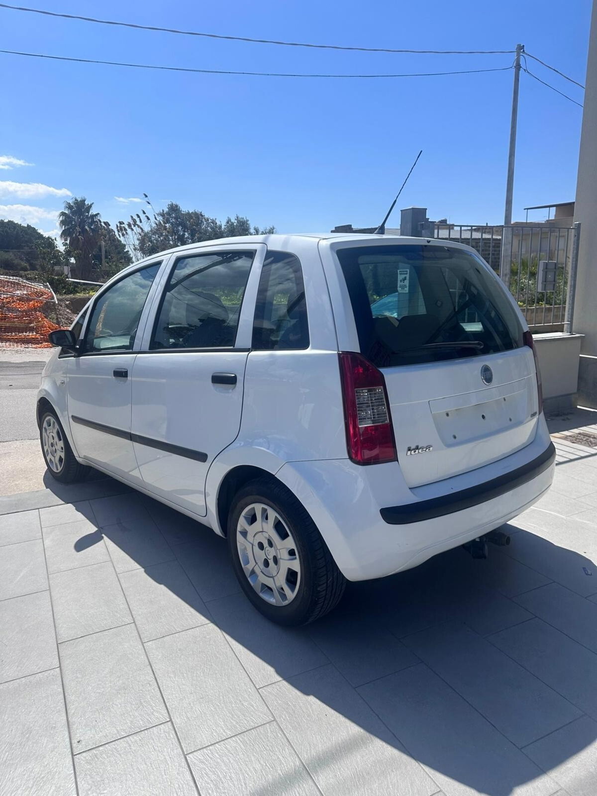 Fiat Idea 1.3 Multijet 16V Active (11)