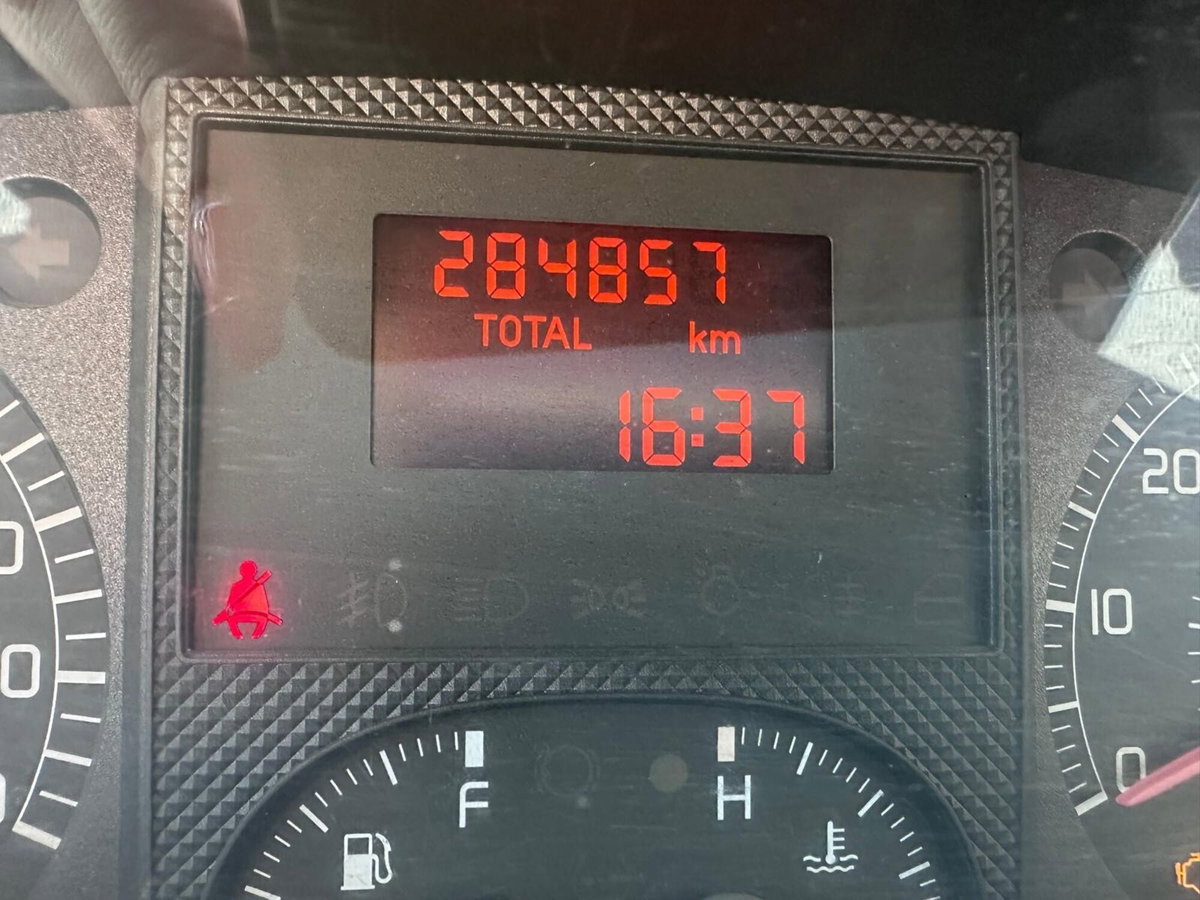 Fiat Idea 1.3 Multijet 16V Active (2)